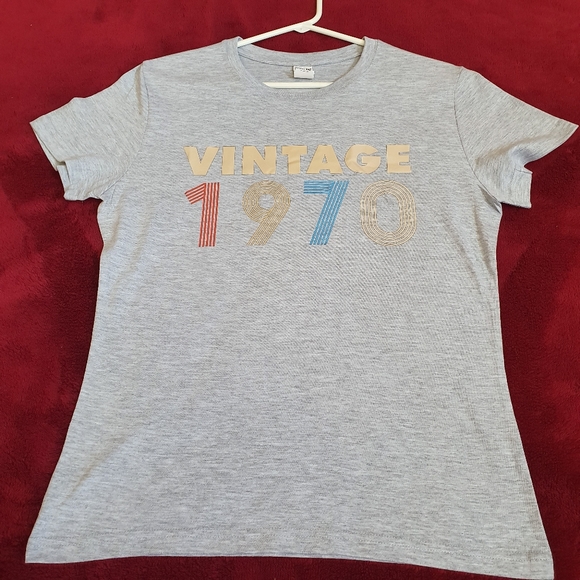 Tops - Vintage 1970 T-shirt